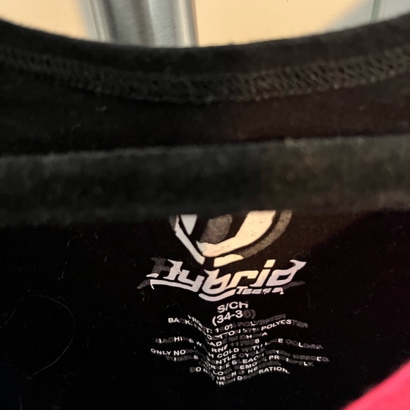 Sleeveless Top - Picture 2 of 3